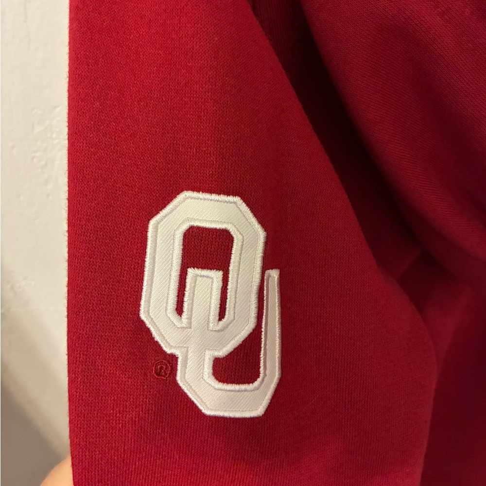 Colosseum Red and White Women's Sweater - Picture 4 of 4